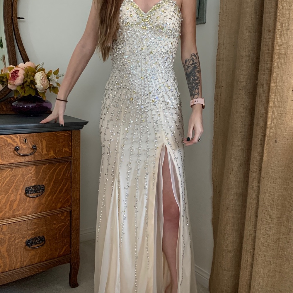 Sean collection nude evening gown Sz 0